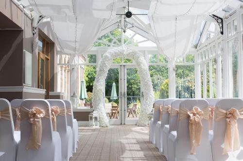 Rosslea Hall Hotel                                                                           in Rhu