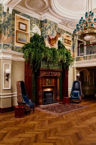 Seadmed, Marine & Lawn Slieve Donard in Newcastle