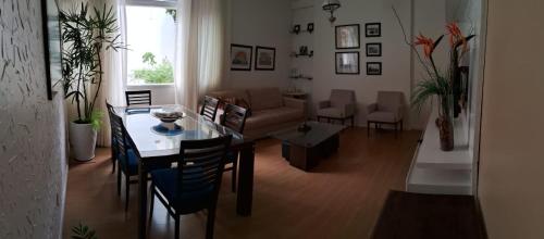 Apartamento no Porto da Barra - 03 quartos