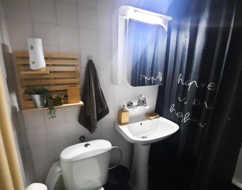 Spacious 3 bedroom apartment, close to metro station, Sofia (Foto 8)