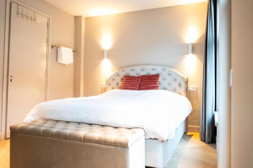 Renovated Parkside Gem - 2 person studio in the Pijp, Amsterdam (photo 6)