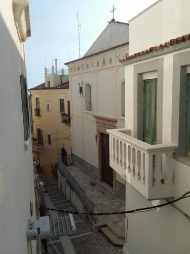 Centro Storico 5 minuti a piedi dalle spiagge ristruttarato a nuovo Hystorical Apartment 5 minutes by step to the beaches