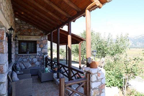 Balcony/terrace, Mike Omalos Houses in Anatoliko Selino