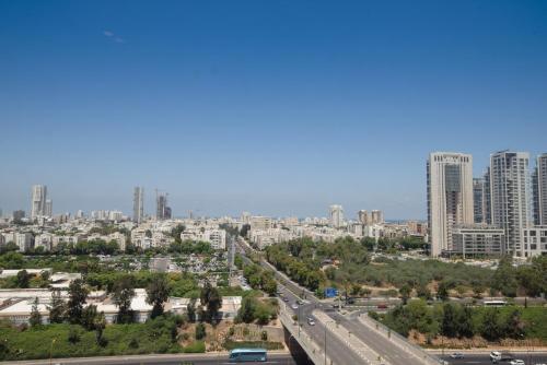 Leonardo City Tower Hotel Tel Aviv