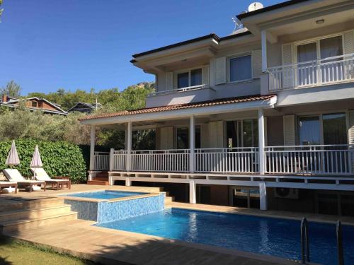 Gorgeous Family Pool Villa In Gocek