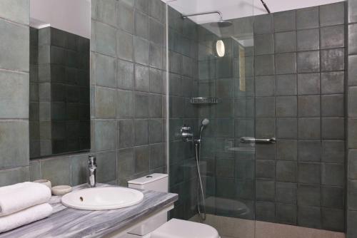 Paspalis Hotel – Skala, NC