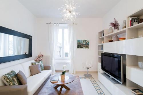 Brightful Boutique Apartment in the Heart of Trastevere, Rom