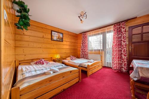 Quadruple Room image 3