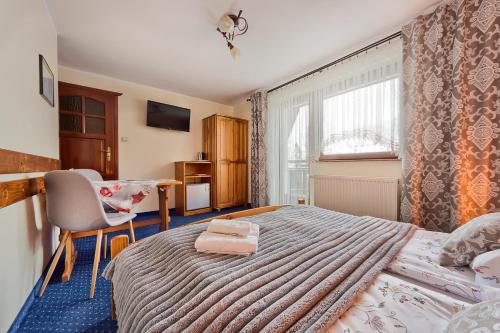 Double Room image 2