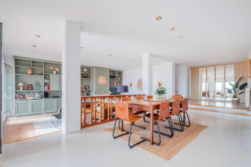 Villa Nova Vida Barcelona in Teià