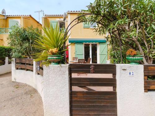 Villa Narbonne-Narbonne Plage-Narbonne Plage, 4 pièces, 6 personnes - FR-1-409-120 - Accommodation - Narbonne-Plage