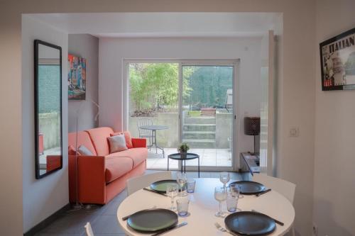 Le Jardinet - With office in the city center!