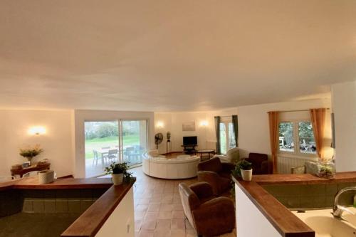 La Bucolique-Villa in the heart of greenery! near Parc Rieucoulon