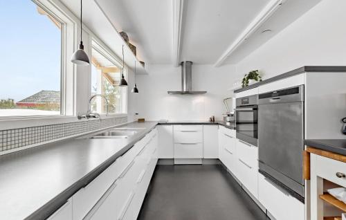 cuina, 2 Bedroom Lovely Home In Ebeltoft in Ebeltoft