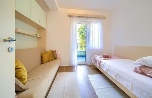 Apartments Škarpa - image 4