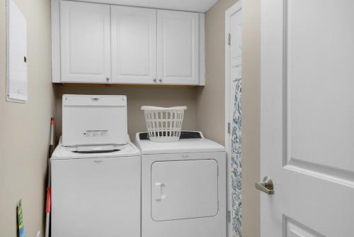 Grandview East 1204 by RealJoy Vacations - image 10