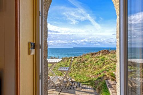 Studio vue sur mer - Location saisonnière - Plomodiern