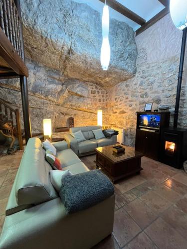 Casa De La Roca - Apartment - Albarracín