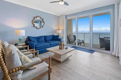 Grandview East 1203 PCB Condo