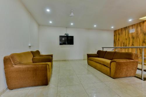 บริการและสิ่งอำนวยความสะดวก, โรงแรม เกสต์ อินน์ เรซิเดนซี (Hotel Guest Inn Residency) in มุมไบ