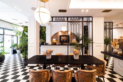 The Mood Luxury Rooms 2