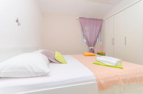 Three-Bedroom Apartment image 5