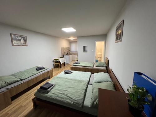 Maláta Homes, Budapest