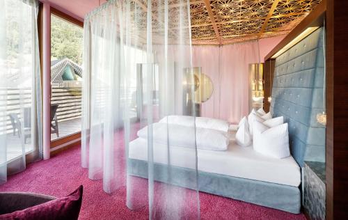 Suite, deluxe