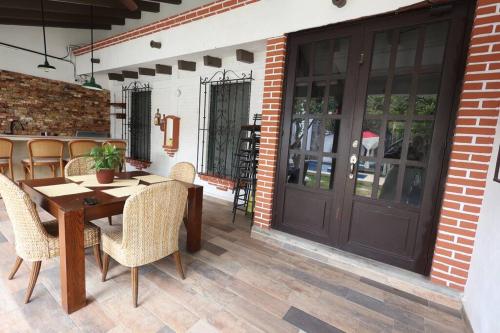 Linda casa céntrica c/alberca y jacuzzi in Xochitepec, Mexico