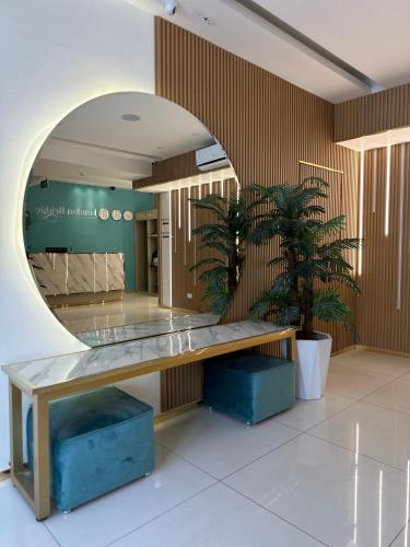 LB Hotel - main image