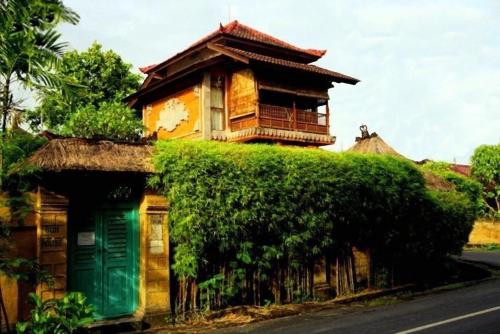 Sunhouse Guesthouse – Denpasar, ID