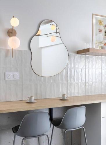 Unique Old Town Designer Studio - Tap to explore photos