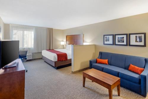 Comfort Inn & Suites Rocklin - image 12