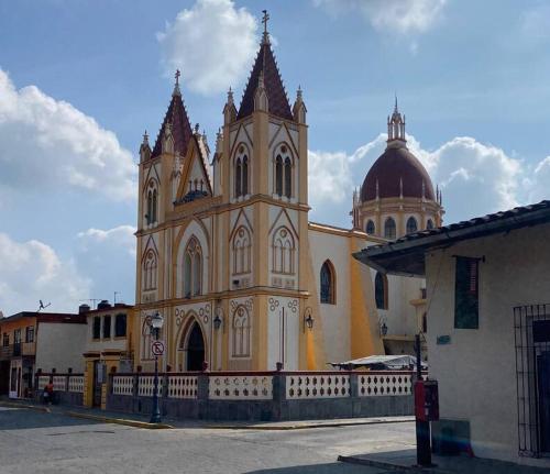 Estudio en el centro de Coatepec