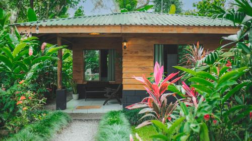 Eden Organic Farm & Bungalows