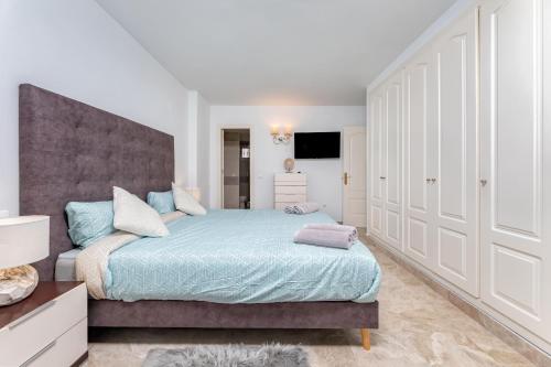 Cozy 4 bedroom Townhouse with Swimming Pool