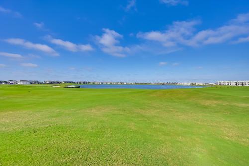 Pet-Friendly Ave Maria Condo with Golf Course Views!