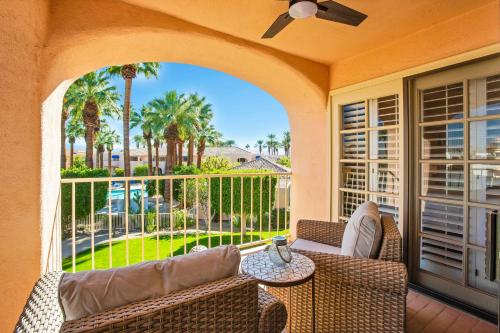 Keith Haring Inspired 2BD Deauville Condo - A Ryson Property in Palm Springs, USA