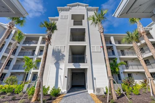 Breezy Ave Maria Condo with Golf Course On-Site!