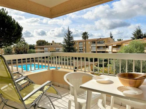 Appartement Le Lavandou, 1 pièce, 4 personnes - FR-1-251-480 - Location saisonnière - Le Lavandou