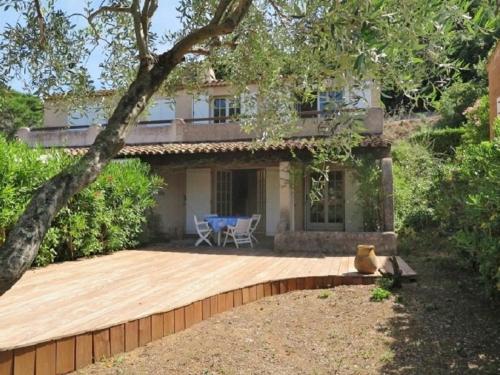 Appartement La Croix-Valmer, 3 pièces, 4 personnes - FR-1-726-13 - Location saisonnière - La Croix-Valmer