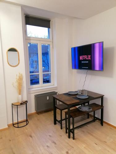 Business Apartment mit neuem Bad / WLAN / Smart-TV / Küche