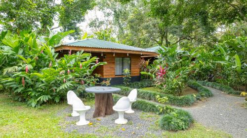 Eden Organic Farm & Bungalows