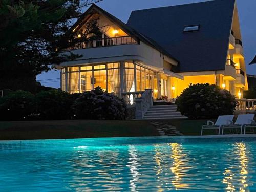 Autentico lujo, Villa Stylish Host Cantabria.