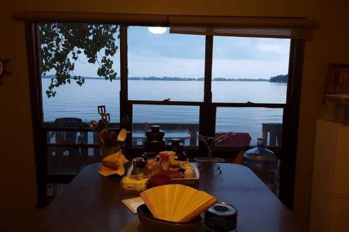 West Lake Waterfront Swimming - Free Pontoon Boat! in West Lake (ON)