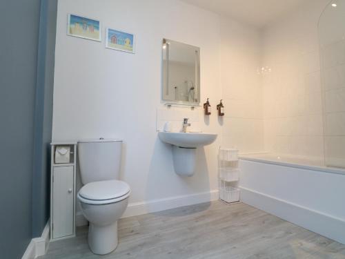 The Beach Hut - image 2