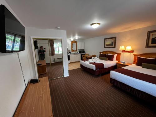 Alpine Motel – Jackson Hole, WY