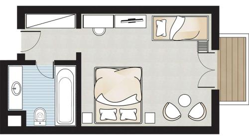 1 queen bed, 2 bunk beds