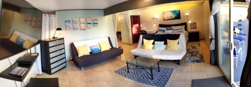 * - The Leucadia Beach Grotto - * An Encinitas Gem, Encinitas (zdjęcie 7)