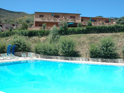 Peldbaseins, Rio D'Elba in Rio Nell' Elba